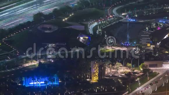 科威特城城市景观夜晚时光公园里有音乐喷泉视频的预览图