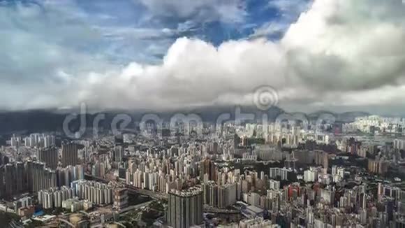 鸟瞰香港城市的摩天大楼4K时间推移2016年8月香港视频的预览图