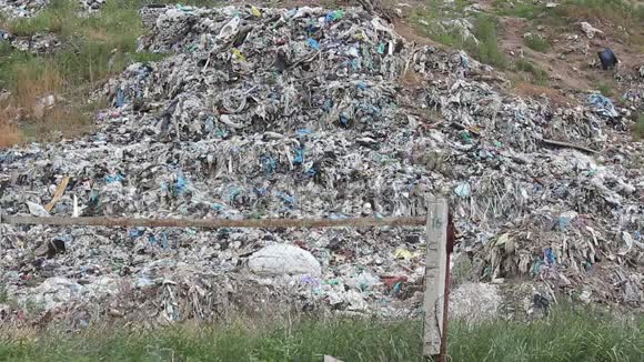 城市垃圾场全景图视频的预览图