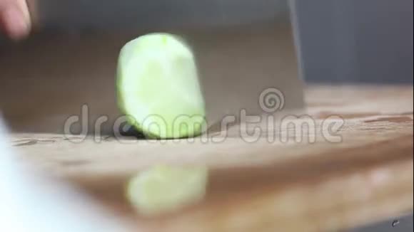 切碎丝瓜海绵瓜视频的预览图