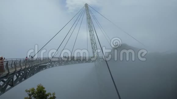 马来西亚兰卡维岛天空桥和缆车视频的预览图