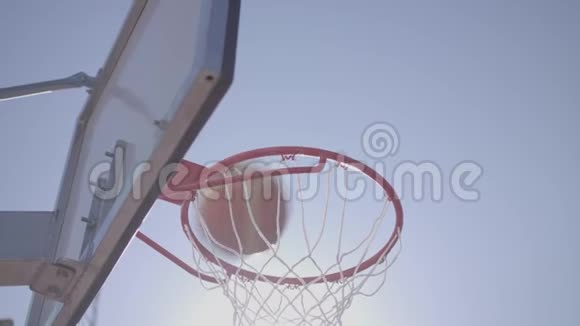 篮球银行射击视频的预览图