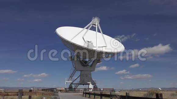 大型射电望远镜视频的预览图