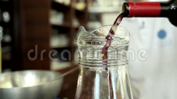 酒精饮料桑格里亚视频的预览图