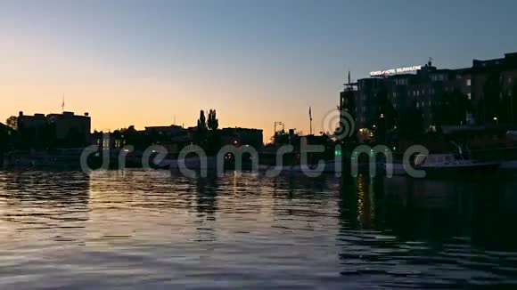 芬兰萨文林纳的蓝色时光视频的预览图