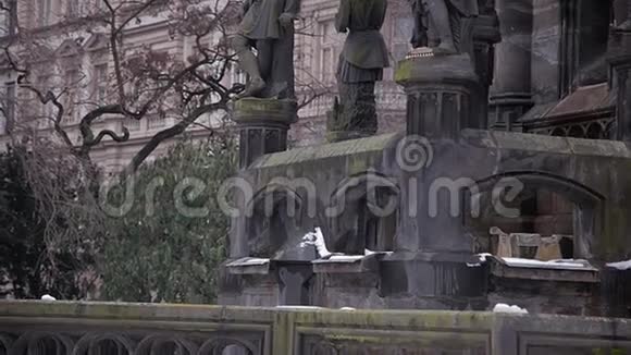 布拉格的纪念碑和雕像视频的预览图
