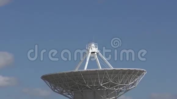 巨型射电望远镜视频的预览图