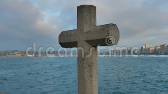 十字架海洋城市的象征视频的预览图