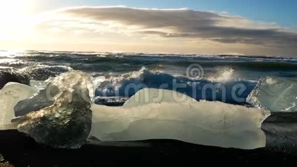 冰滩冰岛冰湖海洋视频的预览图