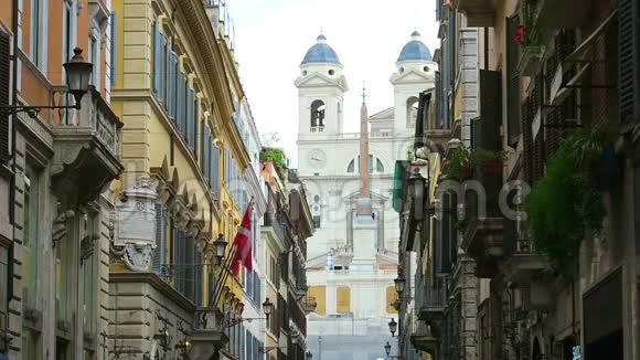 罗马2016年夏天西班牙台阶上的TrinitadeiMonti教堂西班牙广场视频的预览图