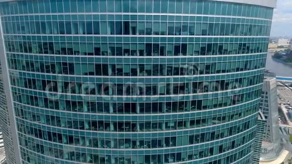 国际商务中心摩天大楼的窗户视频的预览图