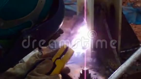 焊接结构钢板视频的预览图