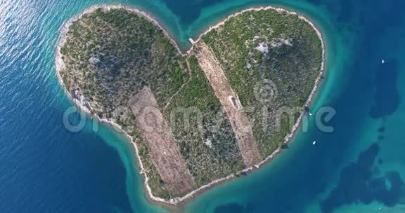 克罗地亚情人岛加列斯尼亚克空中观景岛视频的预览图