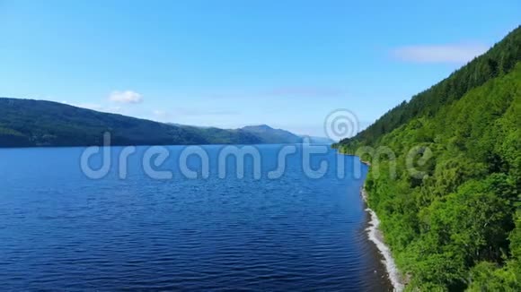 飞越尼斯湖苏格兰最著名的湖视频的预览图