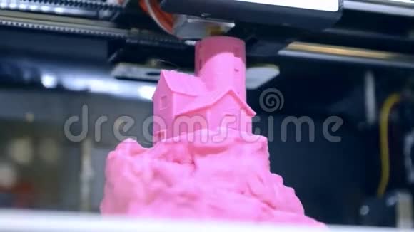 3D打印机使家庭素描视频的预览图