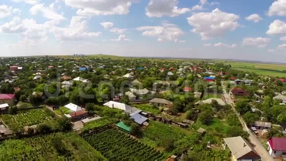罗马尼亚的一个小村庄视频的预览图