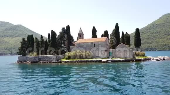 天然小岛与圣乔治本笃会修道院科托湾黑山视频的预览图