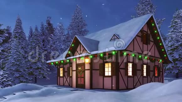 晚上4K有圣诞装饰的乡村房子视频的预览图
