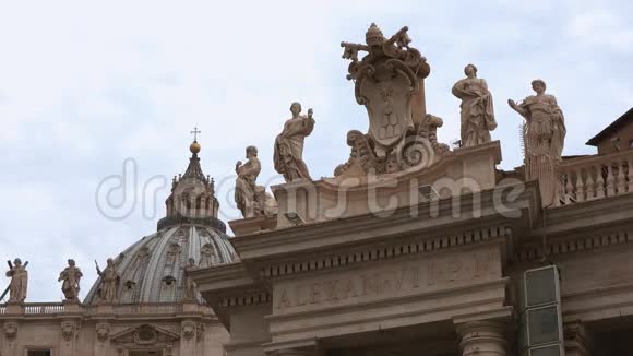罗马城美丽的梵蒂冈建筑视频的预览图