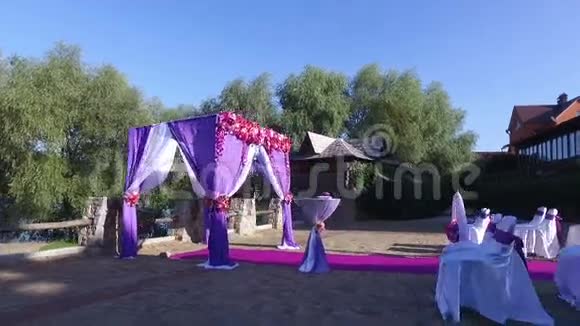 婚礼用花婚礼拱门视频的预览图
