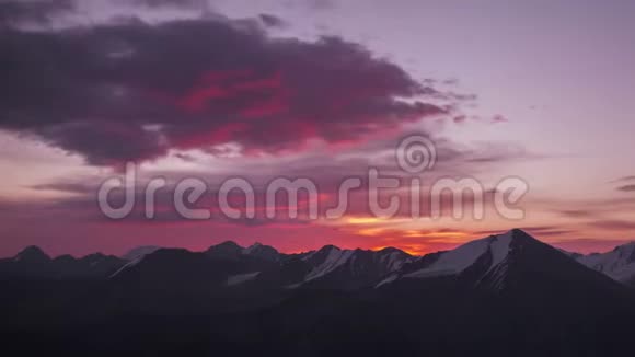 日出山峰日落时间视频的预览图