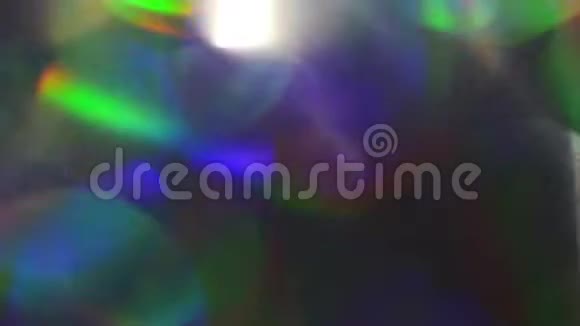 全息彩色彩虹箔五颜六色的光泽表面和闪亮的抽象背景视频的预览图