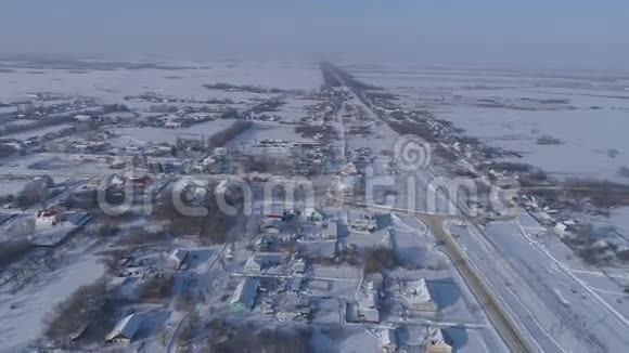 飞越俄罗斯乡村冬天视频的预览图