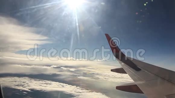 窗外飞机空中观景太阳云视频的预览图