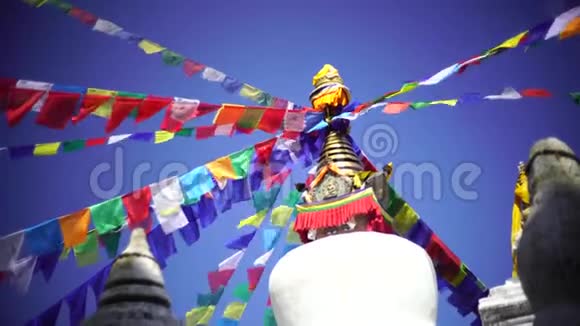 尼泊尔安纳普尔纳地区喜马拉雅山StupaNamobuddha视频的预览图