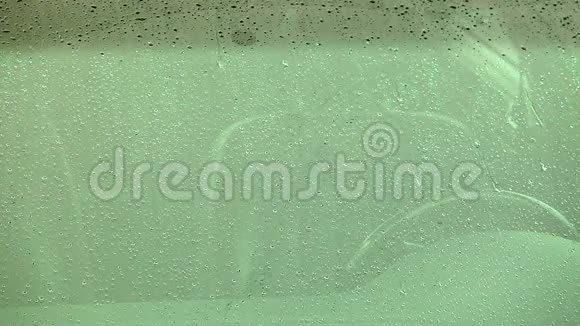 雨中的汽车挡风玻璃03视频的预览图