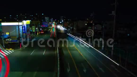 东京市中心的街道在夜间长时间暴露在外的大范围内视频的预览图