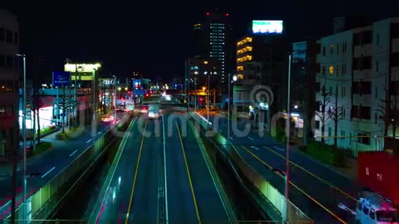 东京市中心的街道在夜间长时间暴露在外的大范围内视频的预览图