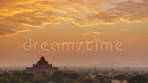 缅甸曼德勒日出时巴甘寺庙4K时长视频的预览图