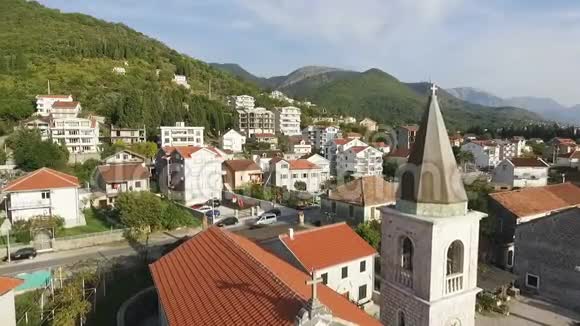 古代教堂的空中摄影视频的预览图