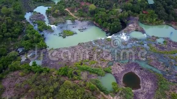 DrayNur瀑布中央高地越南飞摄像头视频的预览图