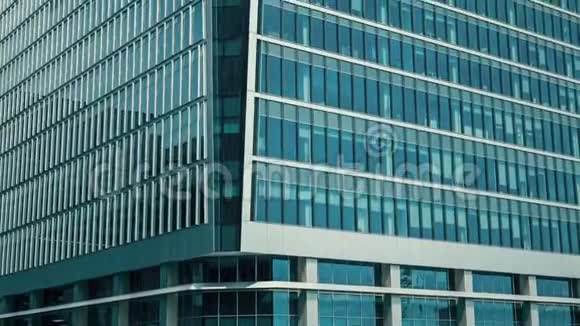 摩天大楼玻璃立面视频的预览图
