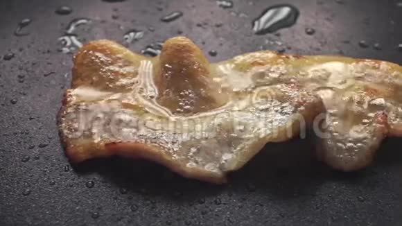 油炸培根片的多利宏视频视频的预览图