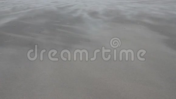 沙子在风中吹视频的预览图
