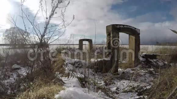 冬季农场废墟时间流逝4K视频的预览图