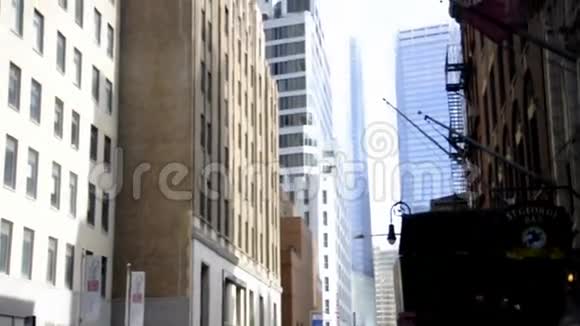8月3日纽约纽约市曼哈顿自由大厦视频的预览图