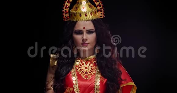 印度女神Lakshmi4k的印度传统服饰视频的预览图