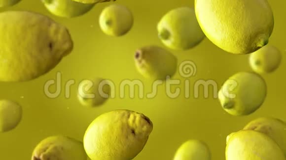 落下柠檬和水滴在黄色背景下超级慢动作高品质4K无缝环形CG视频的预览图