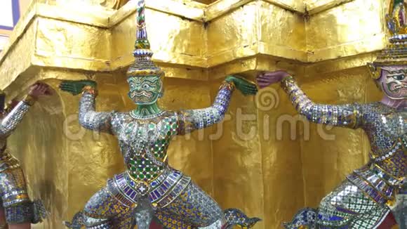泰国曼谷翡翠佛寺守护者视频的预览图