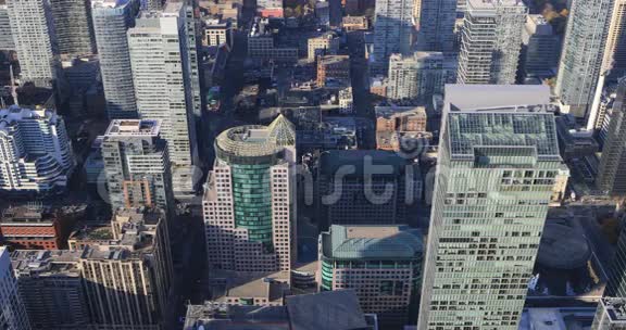 4K超高清飞机俯瞰多伦多街道视频的预览图