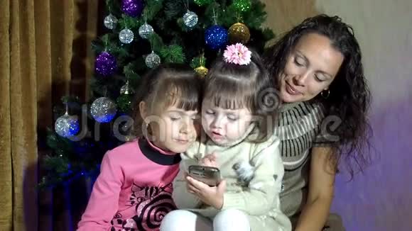 圣诞节新年家人电话视频的预览图