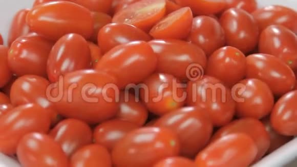 新鲜樱桃番茄多汁视频的预览图