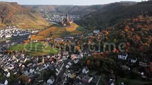 飞越德国科化城堡视频的预览图