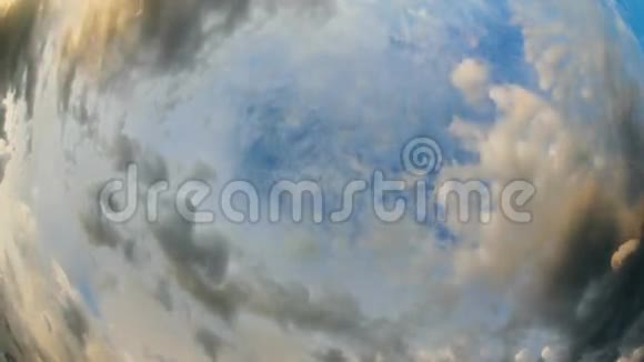 美丽的云彩菲什耶时间流逝视频的预览图