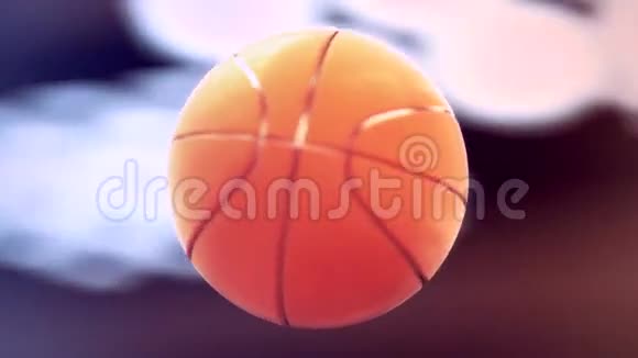 篮球在运动场穿过篮圈视频的预览图