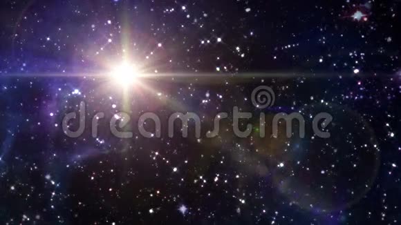 恒星透镜耀斑在空间黄色视频的预览图